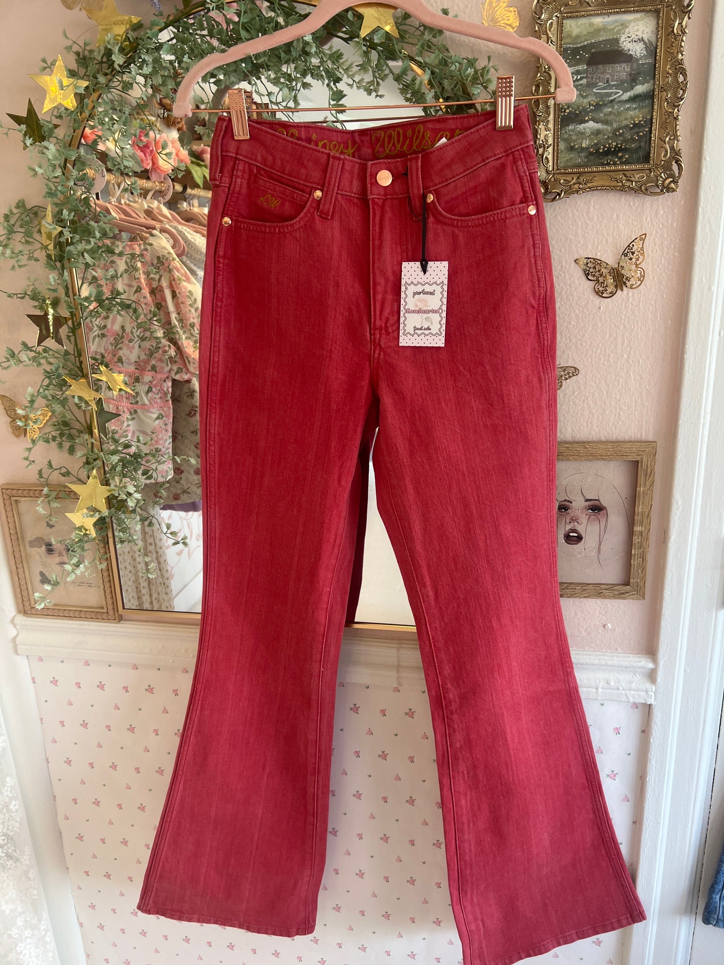 NEW without tags LAINEY WILSON X WRANGLER RED FLARE JEANS