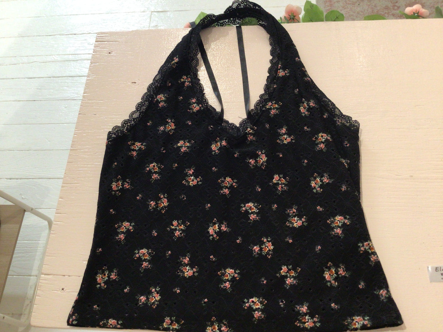 black floral halter top ~ XL