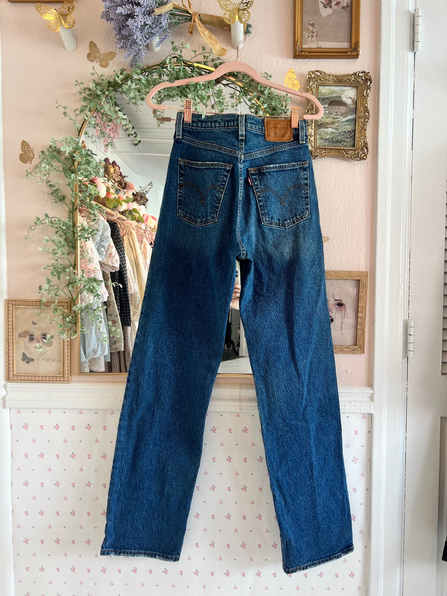 Levi's Premium Ribcage Straight Jeans